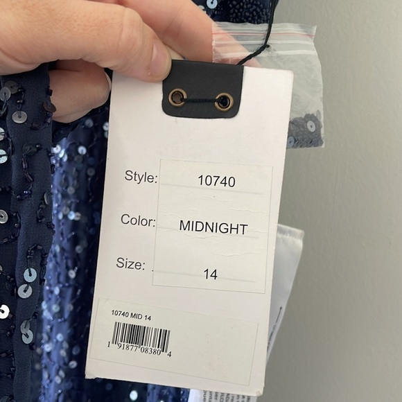 Mac Duggal Dress 10740 Blue Long Sleeve Beaded Sequin Evening Gown NWT - Picture 7 of 7